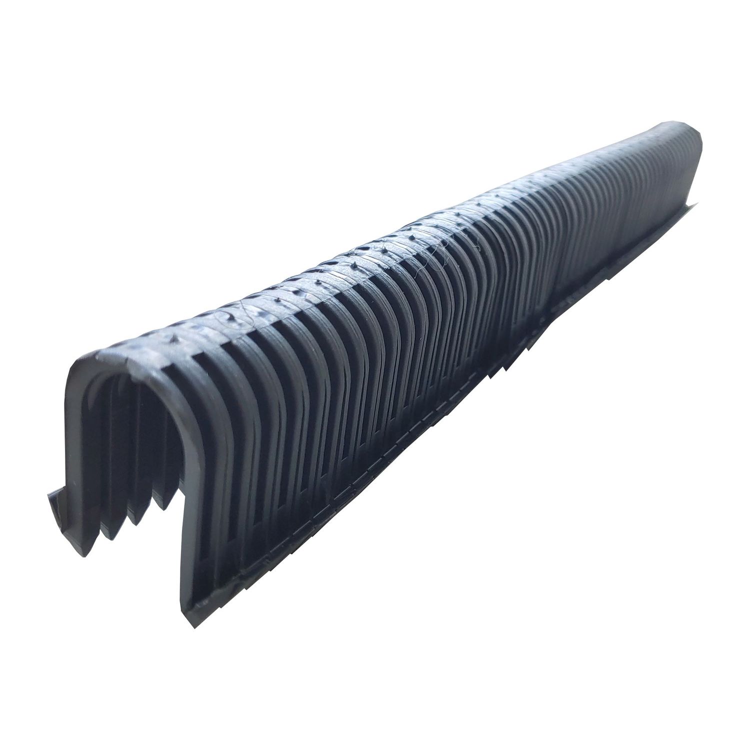 Такерная гарпун-скоба для крепления трубы ТП Ø16-20 длина 40мм черная монолитная (коробка 550шт)