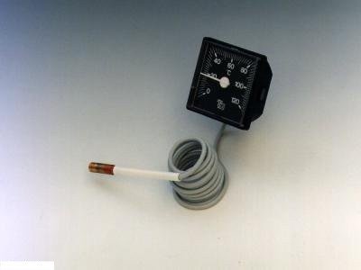 Термометр 110C – двуконтурний – поміщений на панелі котла – призначений для котла на пелетах Atmos S0056